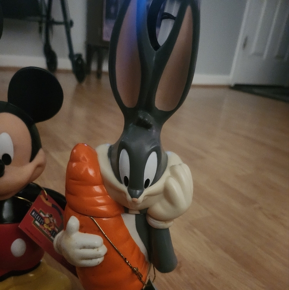 Set of 3 Disney sippers, 9, 10 and 11 in. Mickey, Bugs and Goofy. NEW - Picture 2 of 6